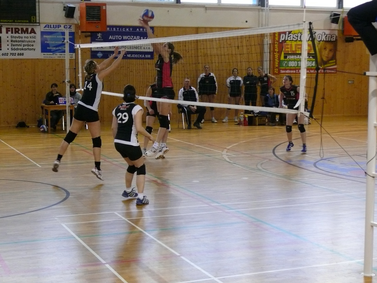Kliknutím na obrázek okno zavřete